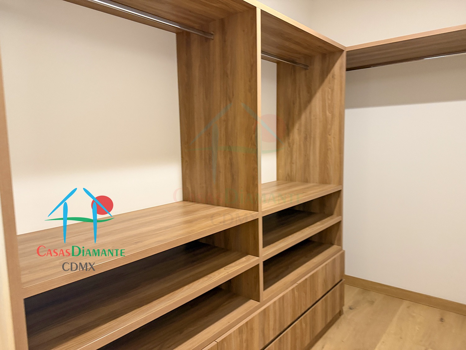 Las Aguilas Ursus AJA - Recámara uno 13